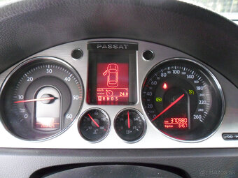 Passat B6 Kombi 2.0 TDI CR - 6