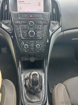 Opel Astra J 2.0 CDTi 121kw - 6