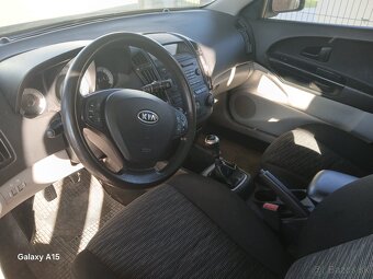 Predám kiu ceed 1,6diesel - 6