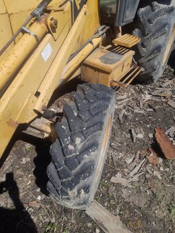 Predám traktorbager Ford 655c - 6