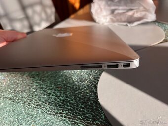 MacBook Air 13” (Mid 2012) - 6