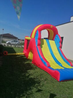 Skákacie hrady a šmykľavky - 6