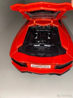 Lamborghini Aventador - 6