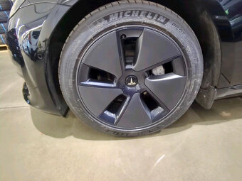 Tesla Model 3 Long Range 82kWh AWD 4x4, 366 kW, 38000 km - 6