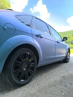 Ford Focus MK2 1.6i 75 kW, r.v. 2008 benzín, NOVÁ STK - 6