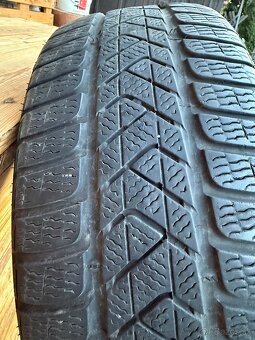 Predám 2ks zimné Pirelli RFT 225/40 R19 - 6