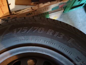 Predám dve takmer nové sady pneumatík 175/70 R13 82T - 6