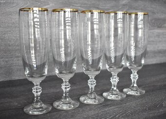 Slovenské fúkané sklo na šampanské a sekt. - 6