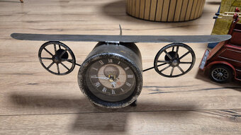 Retro hasičské auto a lietadlo - 6