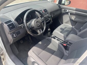 Volkswagen Touran 1.4 TGI Comfortline - 6