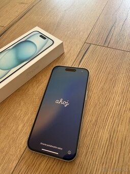 iPhone 15 blue - 6