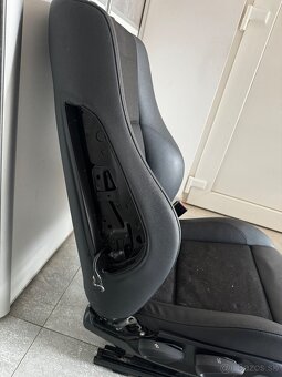 Sedačky BMW - 6