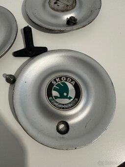 Stredové krytky Škoda 1U0601149D - 6