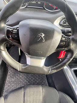 Peugeot 308SW 2,0 BluHDI - 6