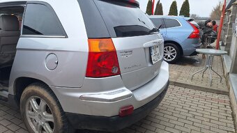 Chrysler pacifica - 6