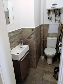 Prenájom, veľký apartmán v centre Košíc - 6