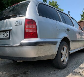 Predám Škodu Octaviu 1.9 TDI 81 KW na náhradne diely - 6