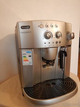 kávovar DeLonghi Magnifica ESAM 4200 - 6
