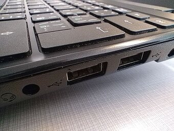 Acer ASPIRE V5-131,Dual Core-2x1,60 GHz,4-GB RAM,250 GB HDD - 6