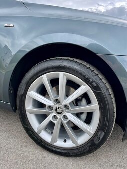 Škoda octavia combi 2.0tdi JOY - 6