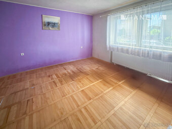 NA PREDAJ DOM 288m2, pozemok 599m2, 2x garáž, pôvodný stav - 6