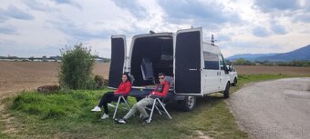 Ford Trensit 2.4 tdi rok 2005 - 6