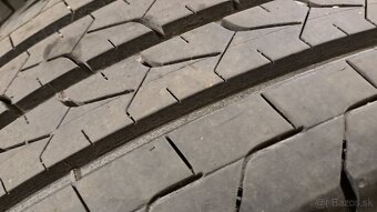 Predám 2ks pekné letné 215/70r15C Bridgestone na dodávku - 6