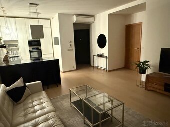 PANORAMA CITY -2 izbový byt - prenájom - 6