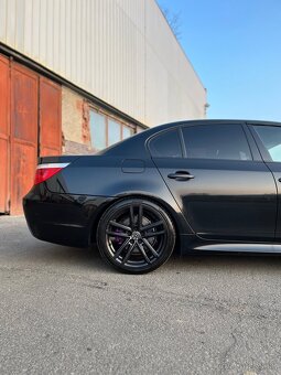 BMW e60 525i - 6