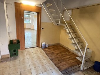 Obchodný priestor námestie, 80m2, 500€ - 6