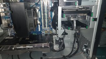 HP Z440 - 6