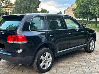 Volkswagen Touareg 2.5 - 6