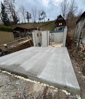 Výkopové práce , základové dosky , hrubé stavby - 6