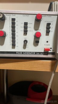Predám osciloskopy, pulzný generátor a multimeter – staršia - 6