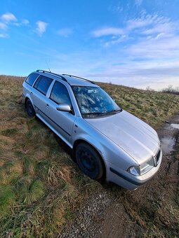 Skoda Octavia Colection 4X4 1,9 TDI 74kw - 6