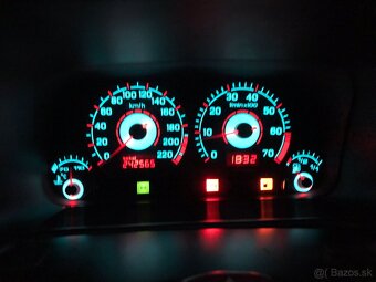 Volkswagen golf 1,6 74 kW 95 ročník top stav❗️❗️❗️ - 6