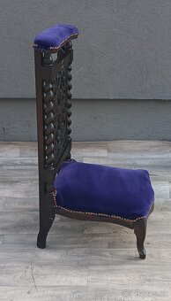 Kľakačka starožitná. - 6