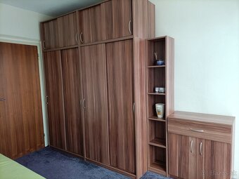 Ponúkame vám na predaj 3 – izbový byt na ulici Mojmírova, v - 6