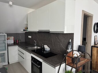 PRENÁJOM 2 izb. bytu - SNP, BA I - Staré Mesto, 61 m2 - 6