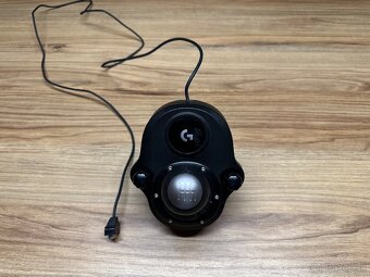 Predám volant s pedálmi Logitech G923 Driving Trueforce - 6