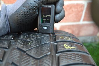 225/60 R17 Pirelli Winterb Sottozero3 - 6