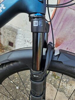 Predam pretekarsky karbonovy hardtail Cube Reaction C62 Race - 6