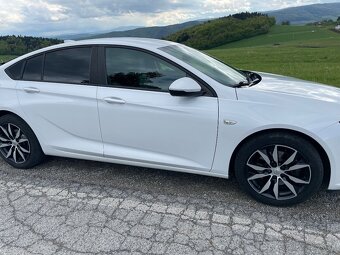 Opel Insignia GrandSport 2.0 - 6