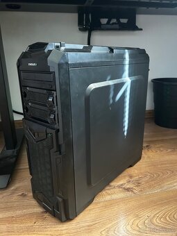 Herny PC + HyperX sluchadla a Studiovy mikrofon - 6