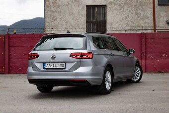 Volkswagen Passat Variant 1.6 TDI 88Kw - 6