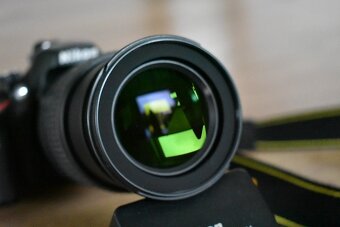 Nikon d3200 + objektiv nikkor 18 - 105 AF-s - 6