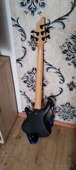 Bass gitara 5 strunova - 6