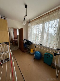 Na predaj 4 izbový byt - 6