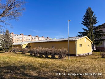 Na predaj - Komerčná budova s veľkým pozemkom - 6