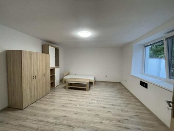 2i RD v centre Devína - 6